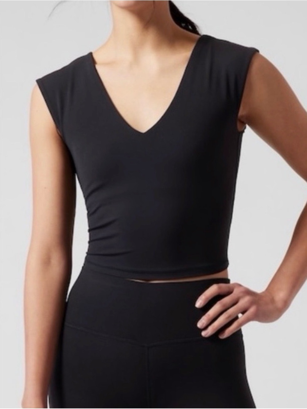 Athleta | Black V-Neck Cap Sleeve Crop Workout Athleisure Pilates Yoga Top - 2X